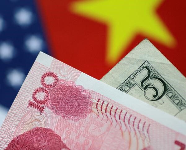 Asia FX edges lower with dollar near 3-wk high, China data underwhelms