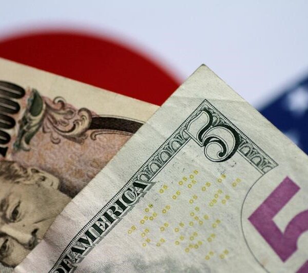 Asia FX weak as yen softens on BOJ hold; dollar at 2-yr high on hawkish Fed