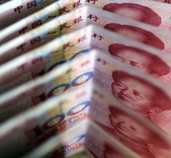 UBS projects USD/CNY to hit 7.5 by end of 1H25 amid trade tensions
