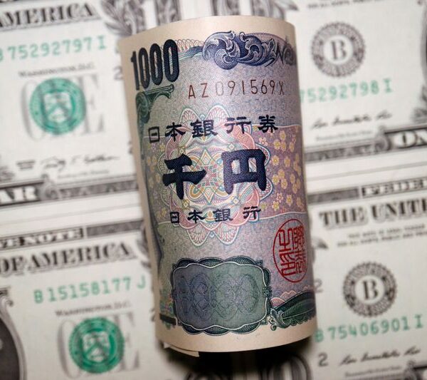 Risk of a USD/JPY overshoot into new year: BofA